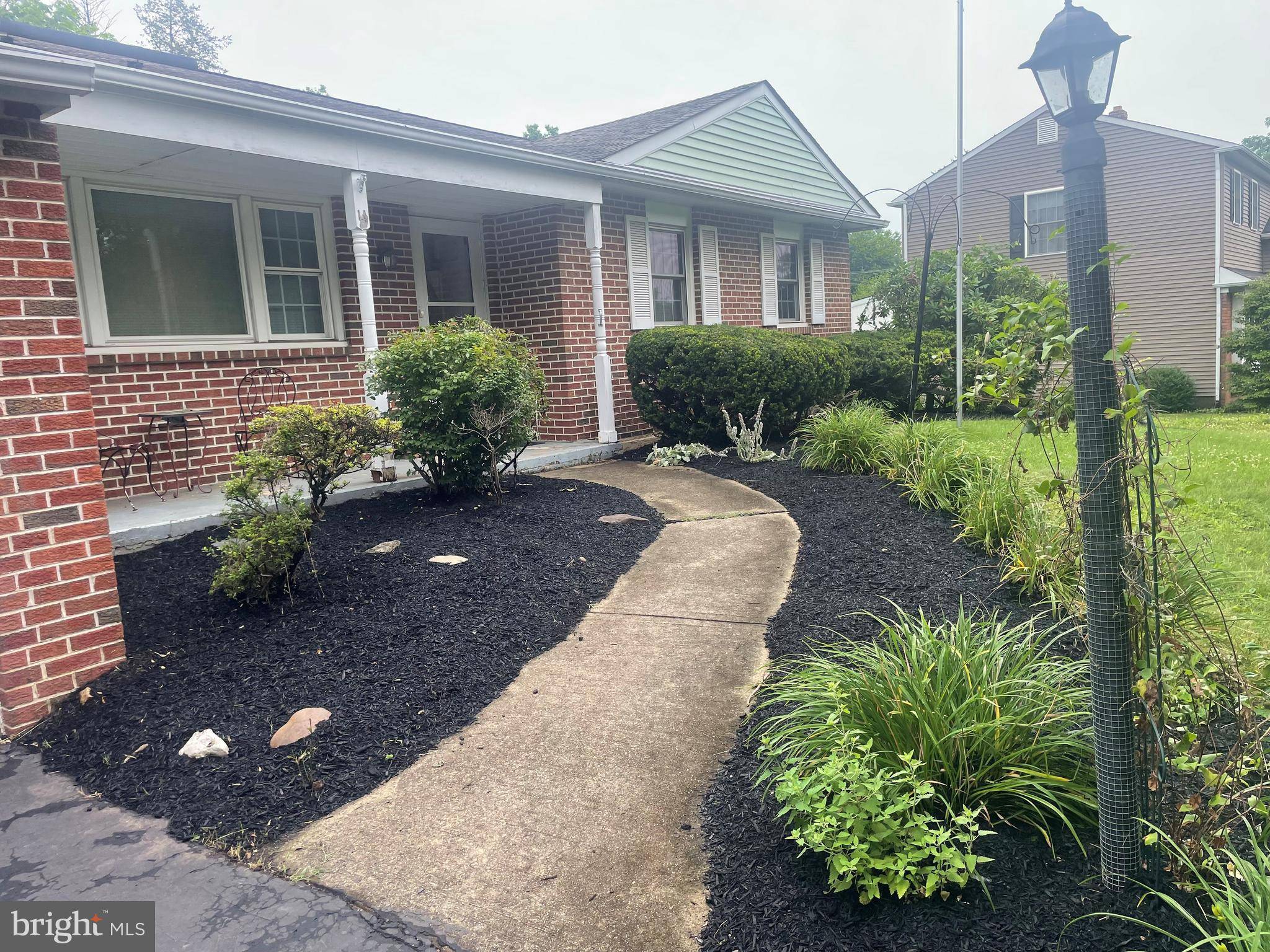 Yardley, PA 19067,752 GORDON DR