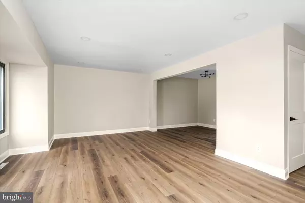 East Windsor, NJ 08520,356 BOLTON RD