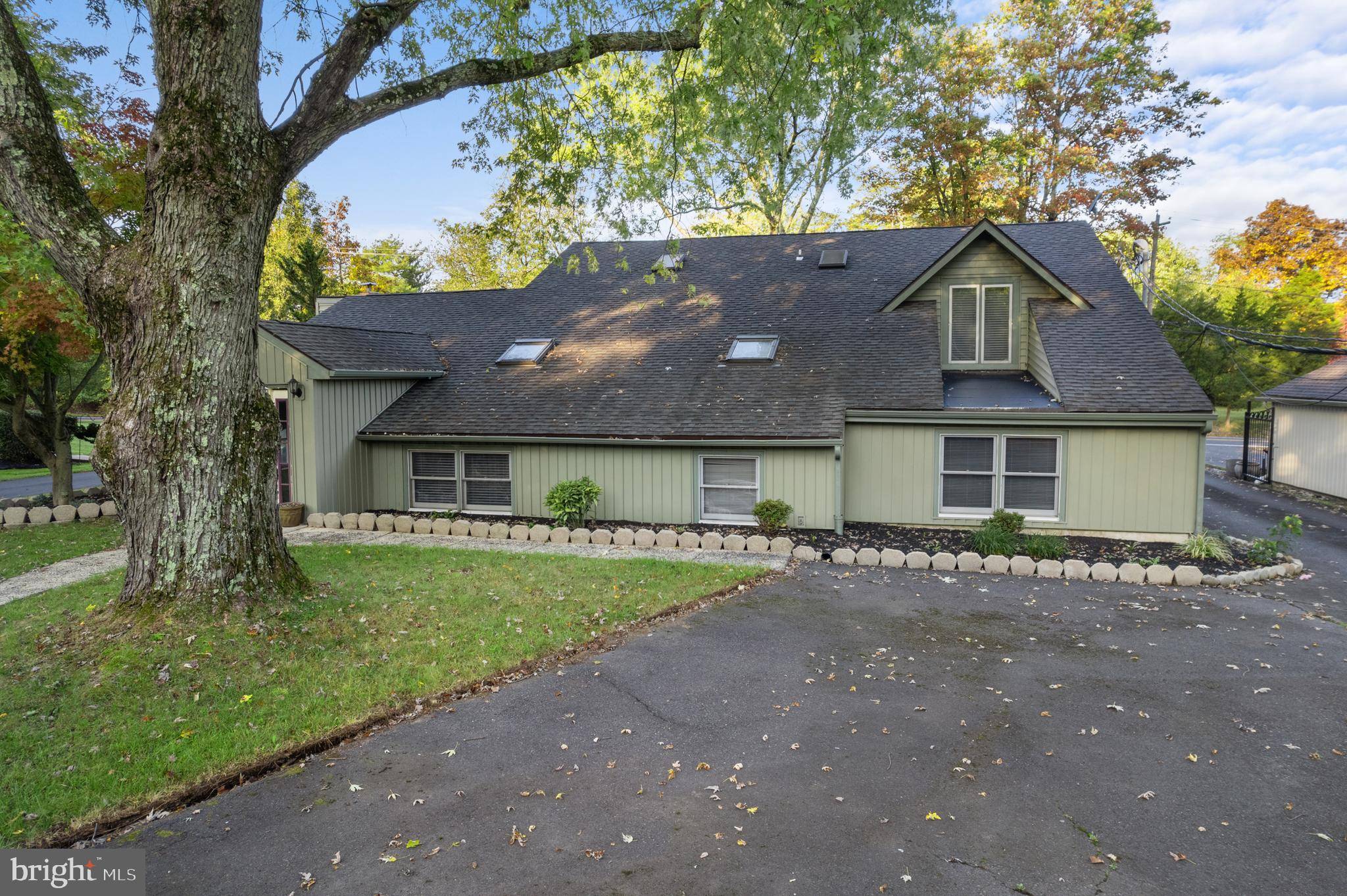 Pennsburg, PA 18073,2965 UPPER RIDGE RD