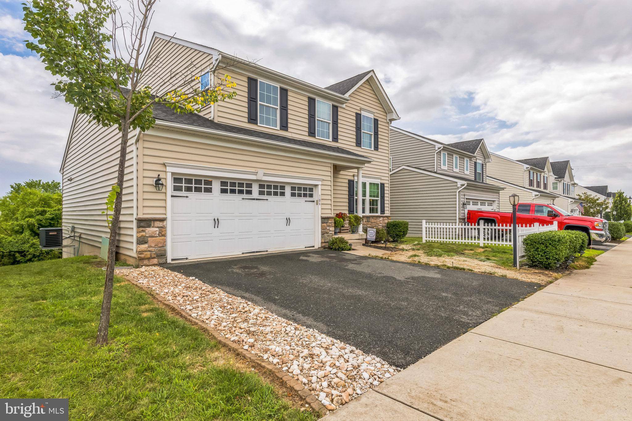 Gilbertsville, PA 19525,106 GARRETT LN