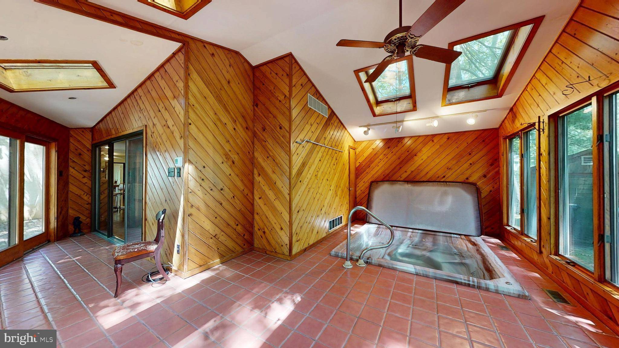 Medford, NJ 08055,5 PLEASANT MILL CT