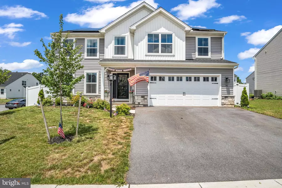 92 LONG BEND DR., Carlisle, PA 17015