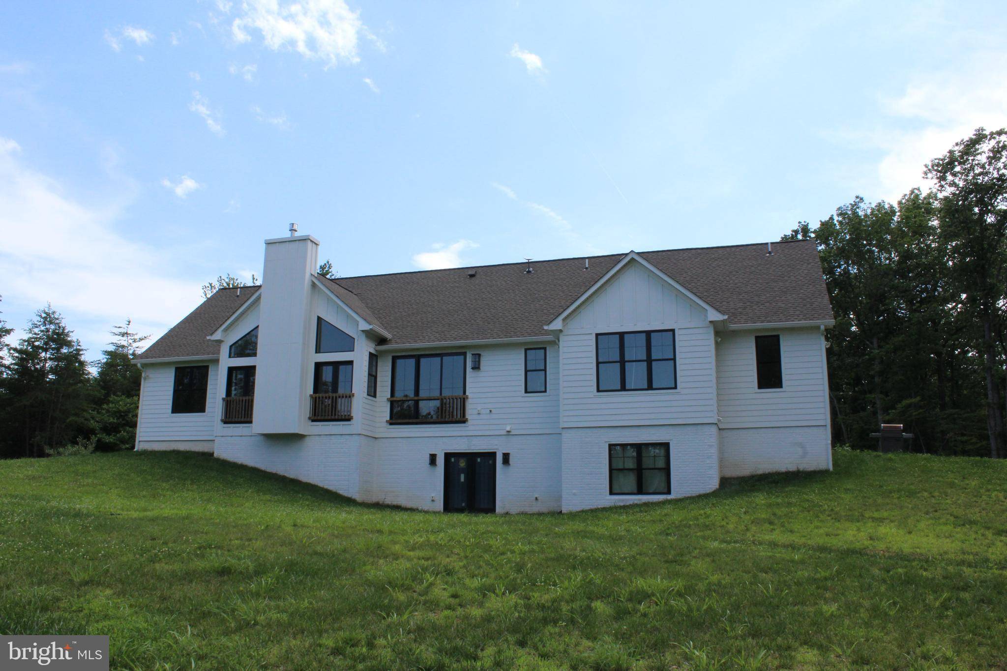 Marshall, VA 20115,3011 WINDSWEPT LN