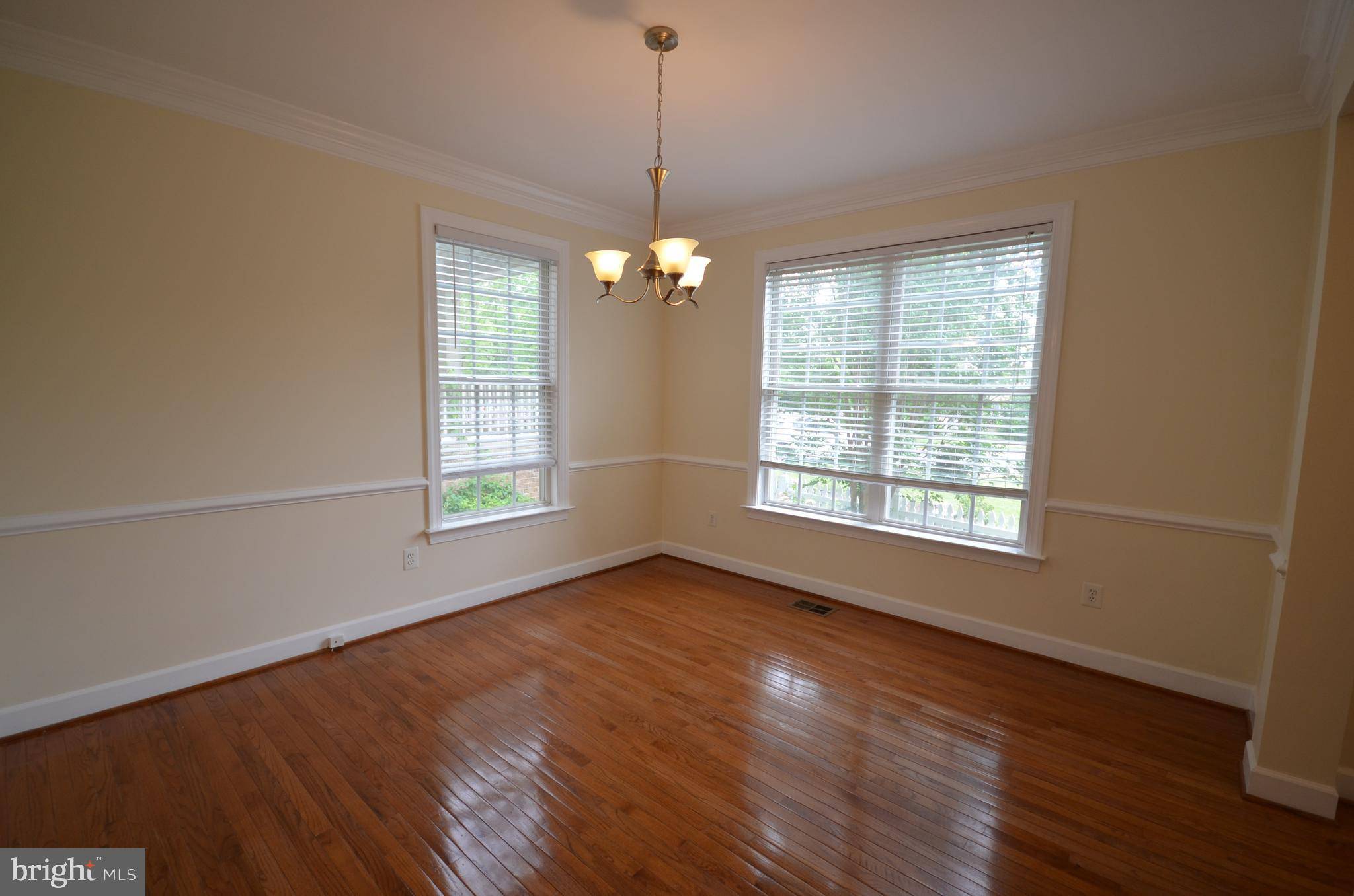 Rockville, MD 20850,819 ROYAL CRESCENT CRES