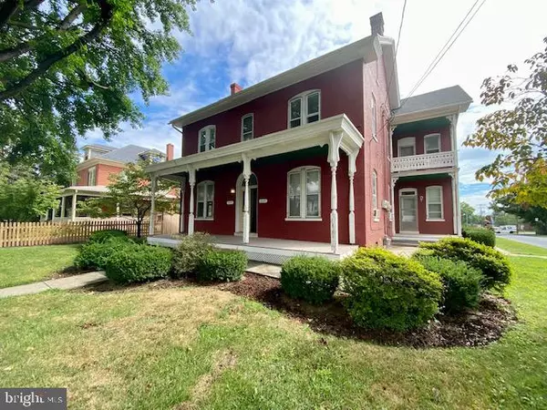 402 N GEORGE ST #B, Millersville, PA 17551