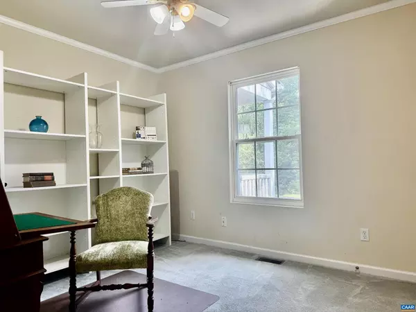 Palmyra, VA 22963,10 LOBLOLLY RD