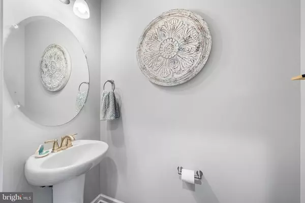 Phoenixville, PA 19460,43 HUMMINGBIRD LANE