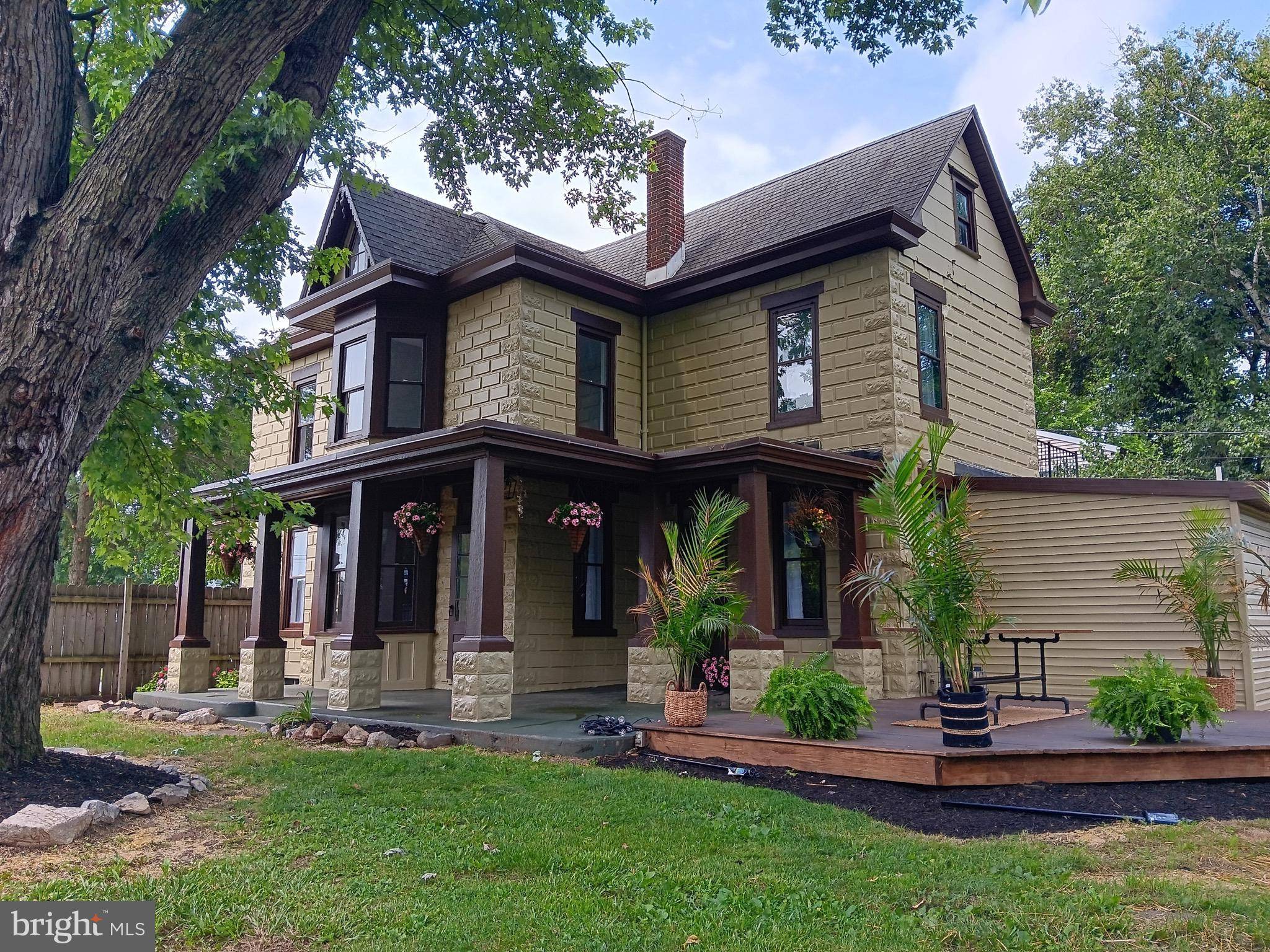 Carlisle, PA 17013,421 C ST
