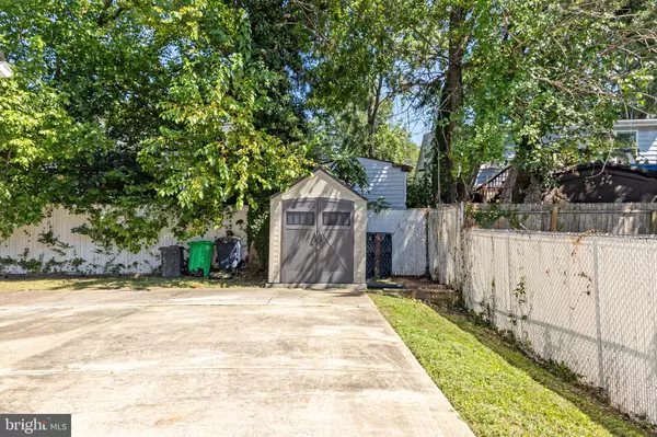 Hyattsville, MD 20784,6909 STANDISH DR