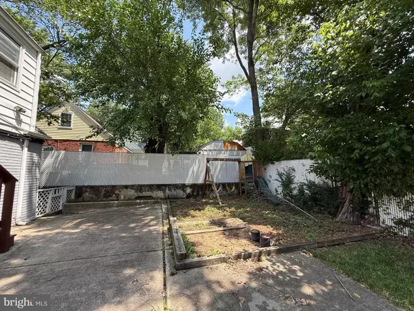 Hyattsville, MD 20784,6909 STANDISH DR