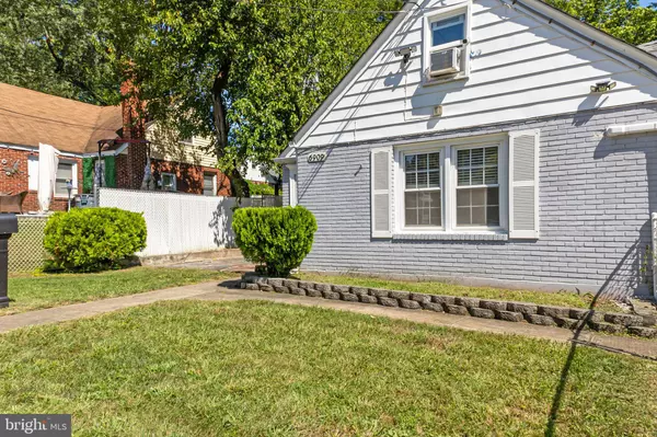 Hyattsville, MD 20784,6909 STANDISH DR