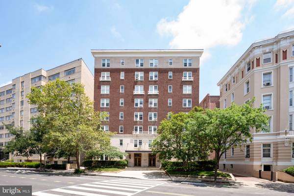 1954 COLUMBIA RD NW #112, Washington, DC 20009