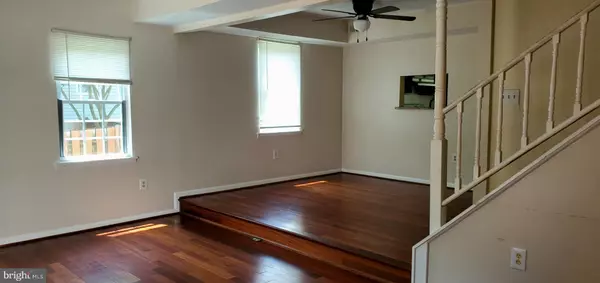 Woodbridge, VA 22193,15268 CLOVERDALE RD