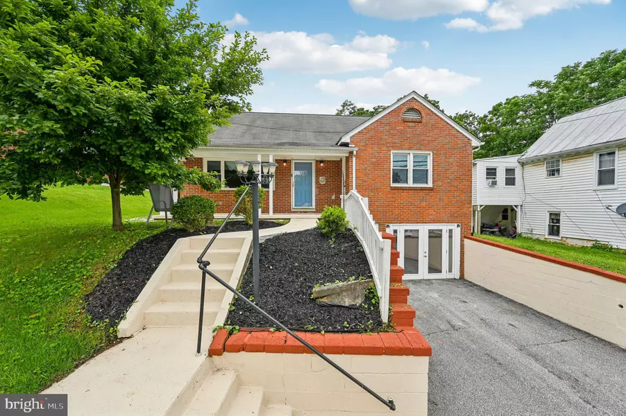 318 E MAIN ST, Westminster, MD 21157