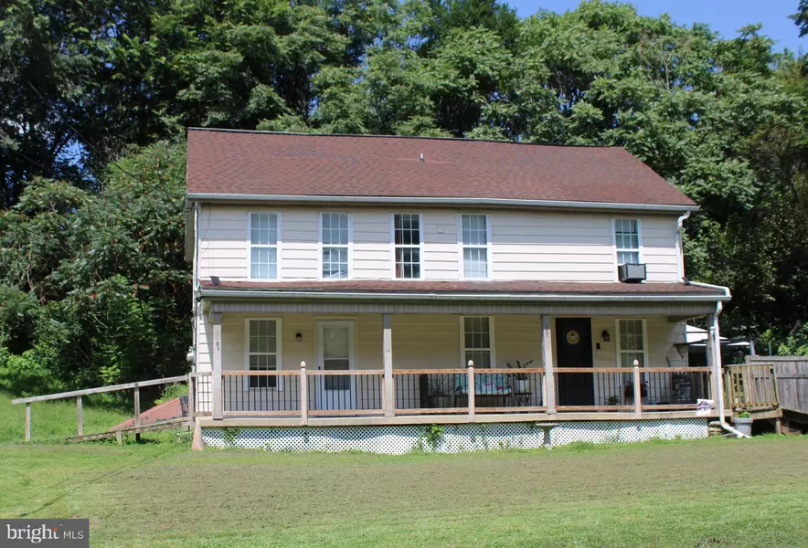 185 BURKHOLDER RD, Red Lion, PA 17356