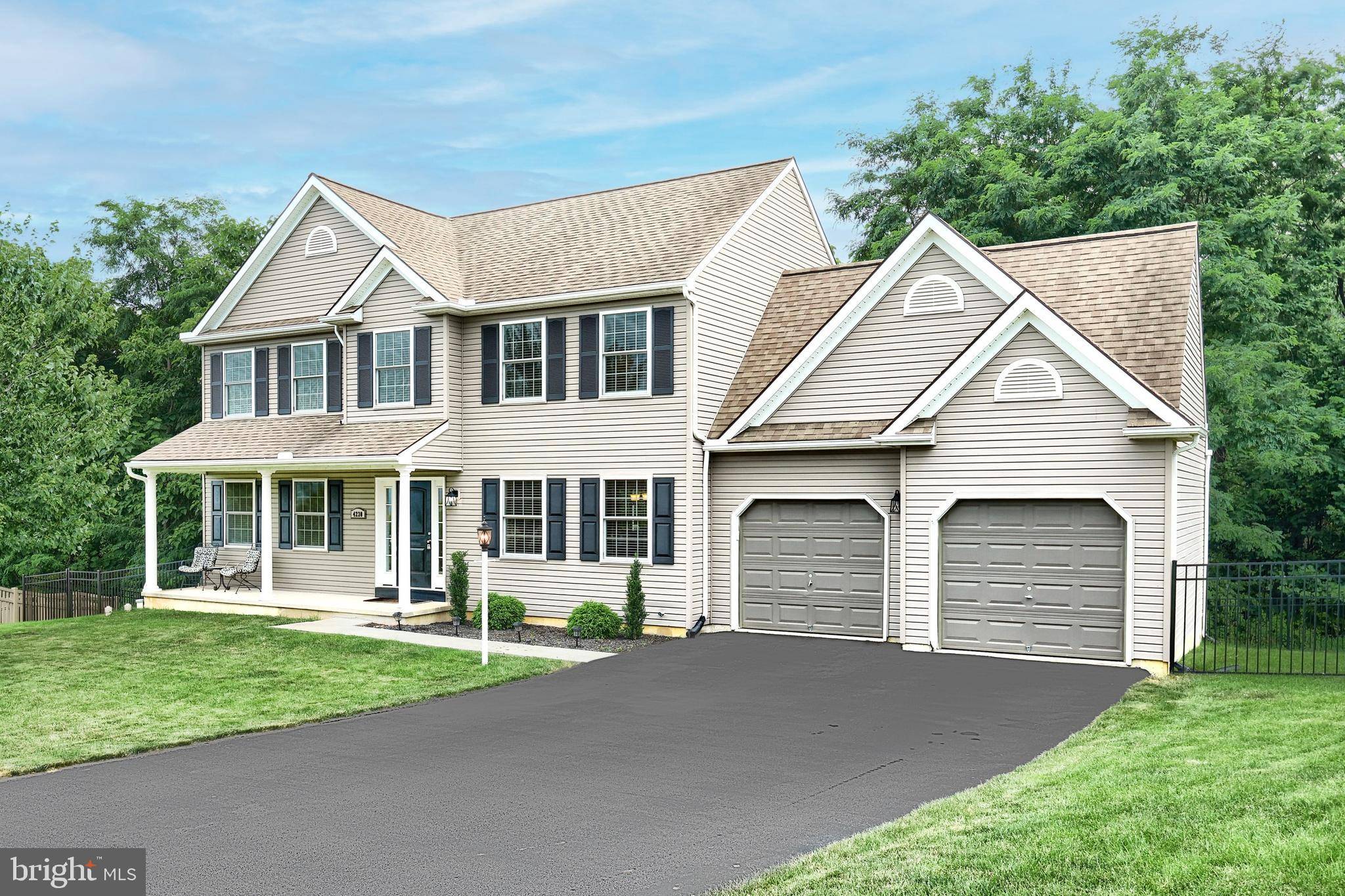 York, PA 17402,4230 PEACH ORCHARD HOLW