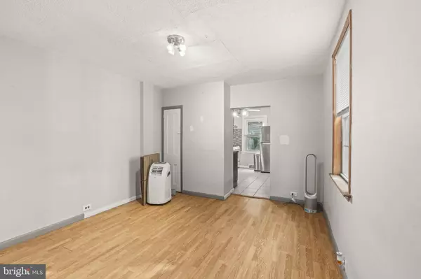 Philadelphia, PA 19135,6321 TULIP ST