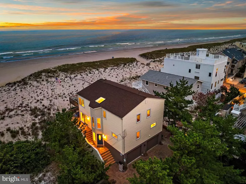208 E 20TH ST, Long Beach Township, NJ 08008