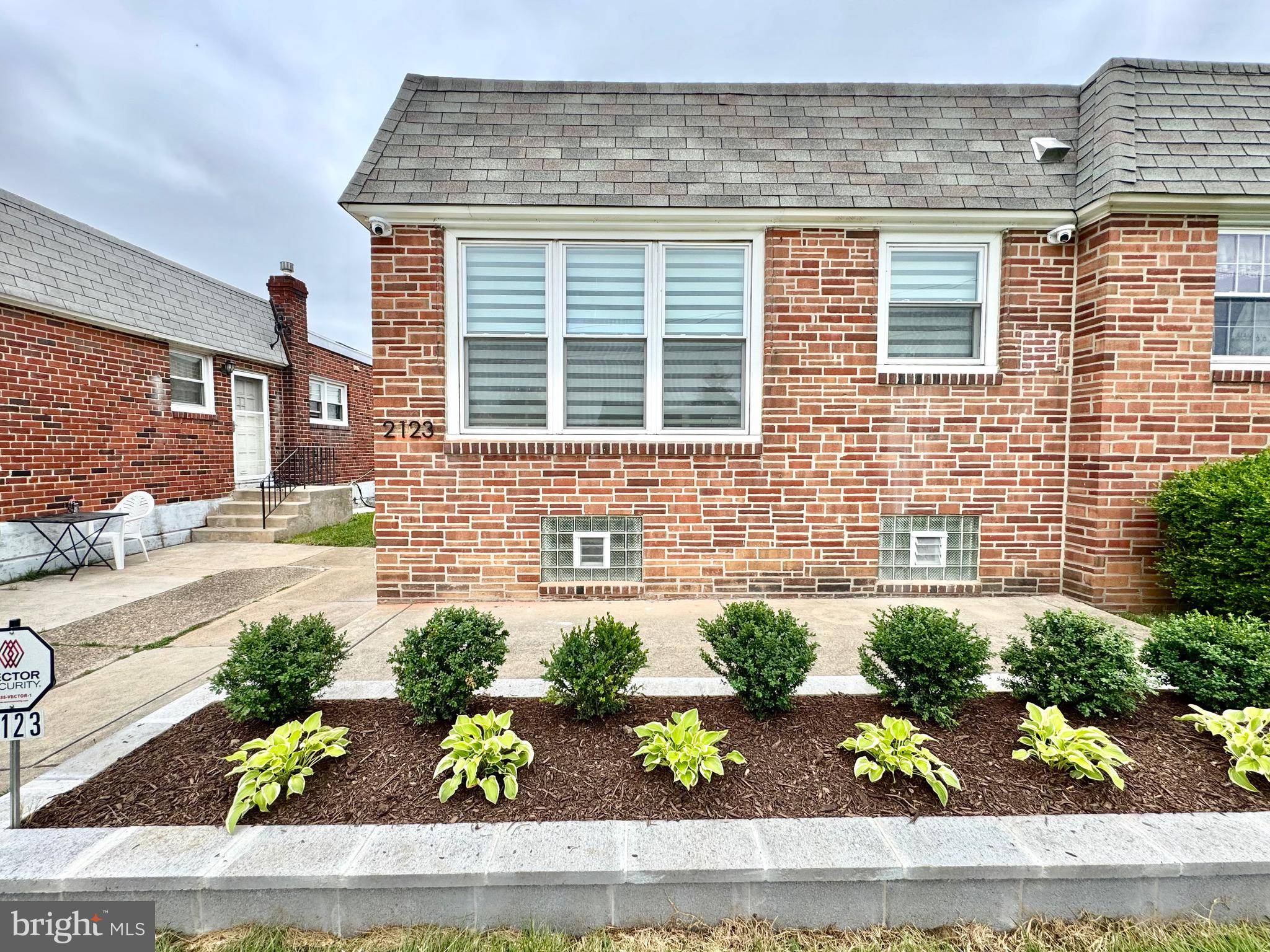 2123 FAUNCE ST, Philadelphia, PA 19152