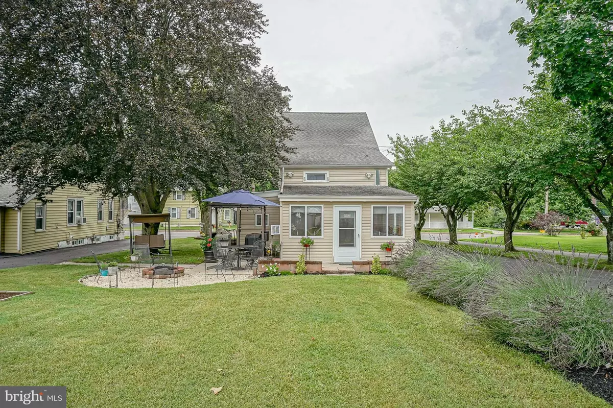 Mount Royal, NJ 08061,172 KINGS HWY