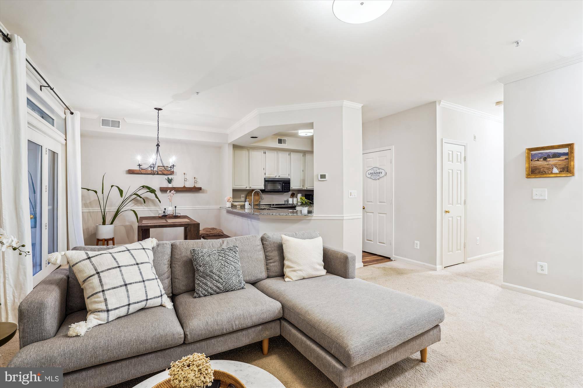 Reston, VA 20194,1334 GARDEN WALL CIR #410