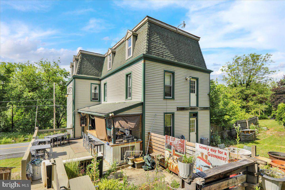 Hamburg, PA 19526,1634 MOSELEM SPRINGS RD