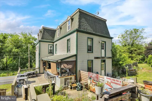 Hamburg, PA 19526,1634 MOSELEM SPRINGS RD