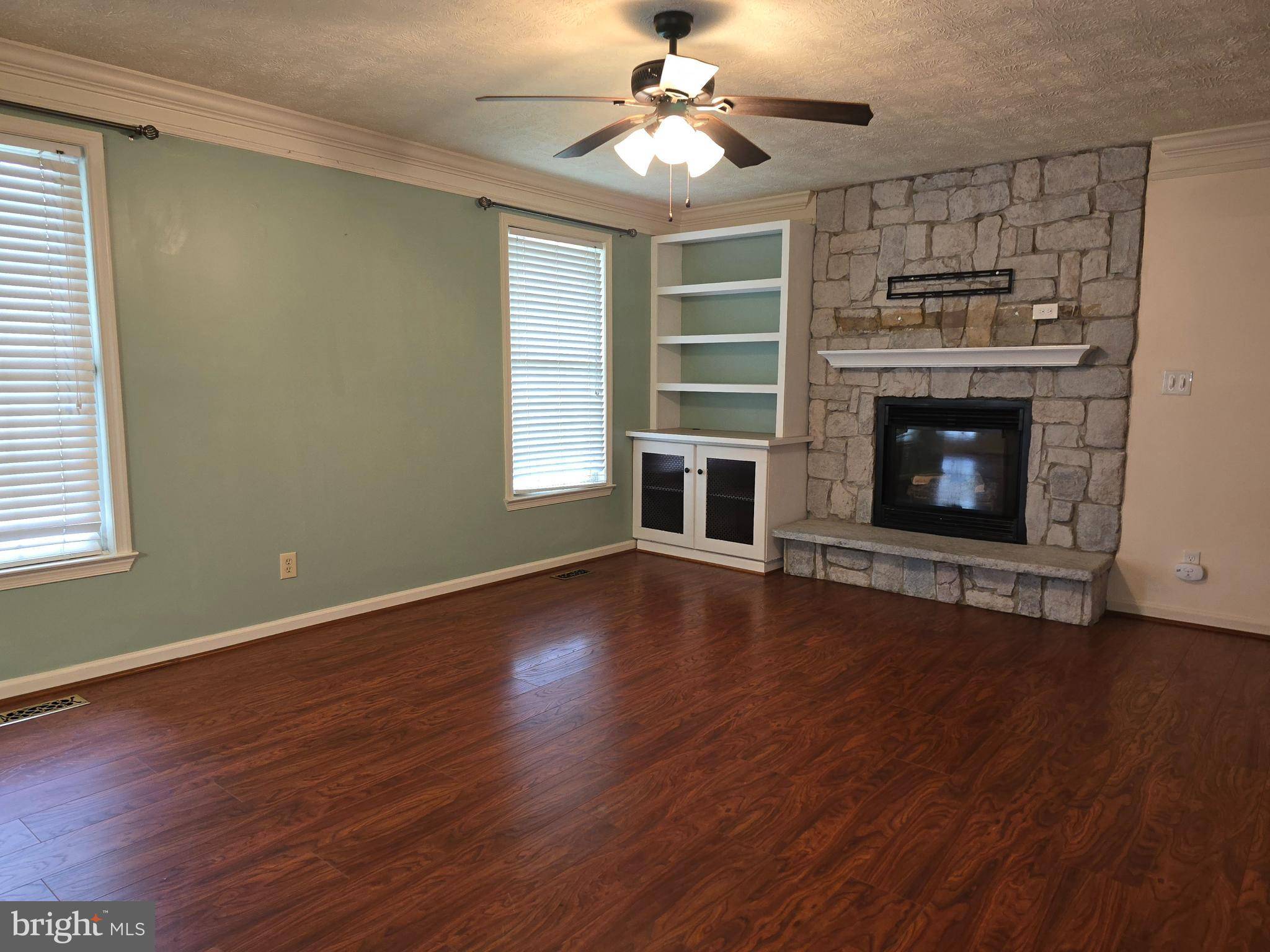 Fredericksburg, VA 22408,11706 GROVE CT