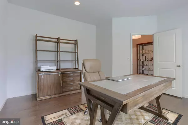 Harrisburg, PA 17112,725 HAMPTON CT