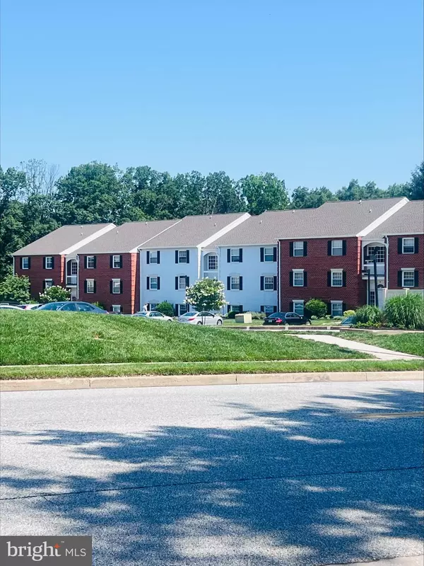 5 MULLINGAR CT #201, Lutherville Timonium, MD 21093