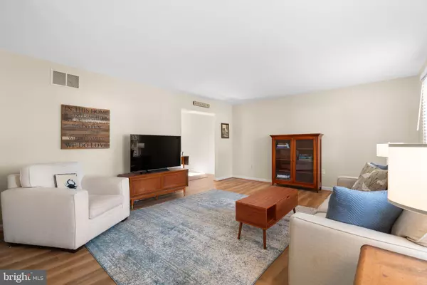 Severna Park, MD 21146,103 IDLEWILDE RD