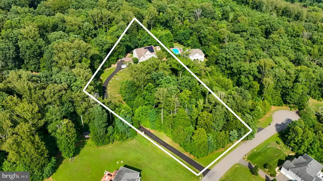 21 WENTWORTH DR, Fredericksburg, VA 22406