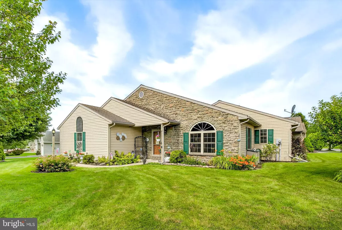 Ephrata, PA 17522,522 FOGGY BOTTOM RD