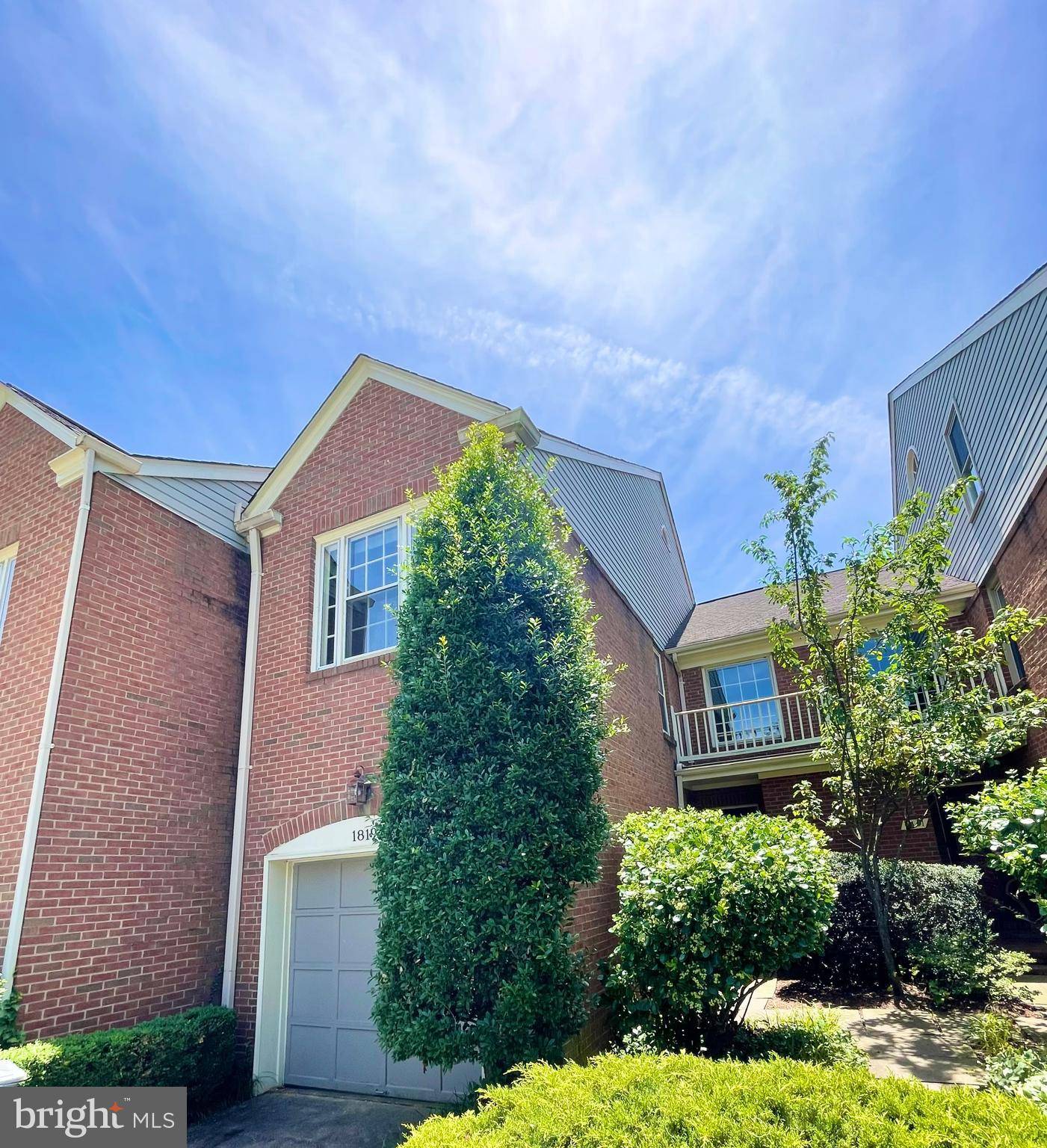 1819 DUFFIELD LN, Alexandria, VA 22307