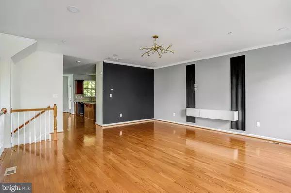 Clarksburg, MD 20871,23210 ROBERTS TAVERN DR #2375