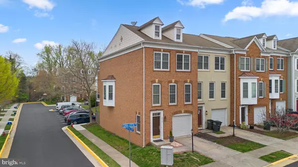 Herndon, VA 20171,2418 TERRA COTTA CIR