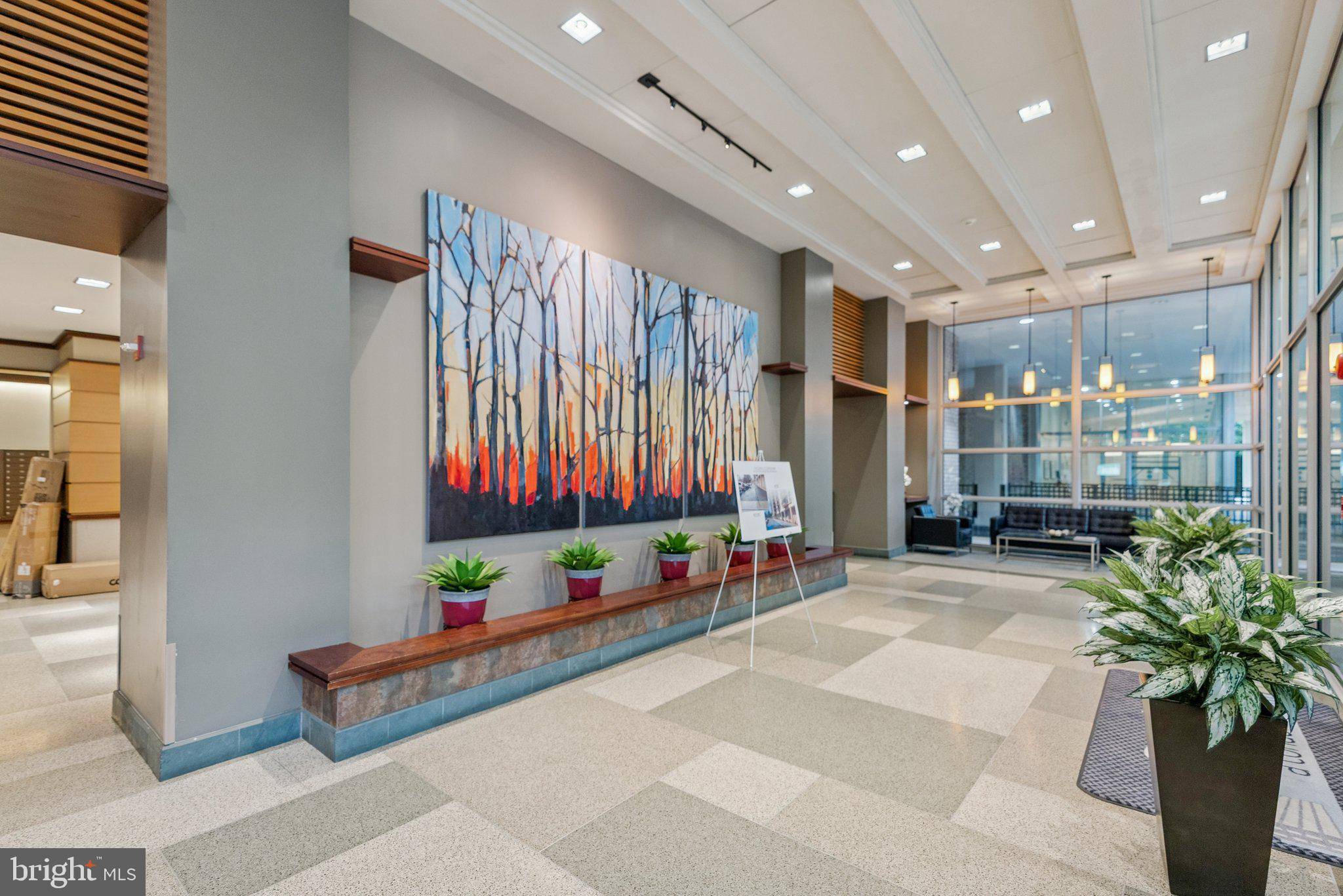 Arlington, VA 22204,4600 S FOUR MILE RUN DR #718