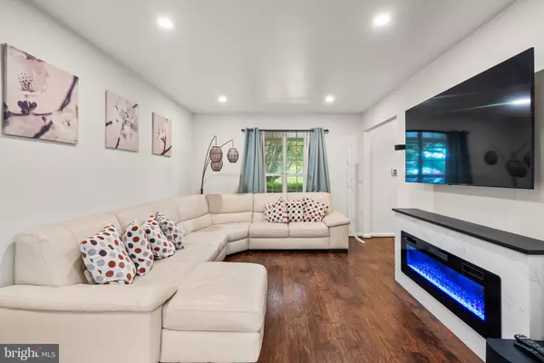 Gaithersburg, MD 20879,9304 TAVERNEY TER