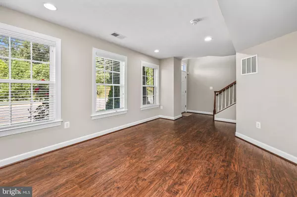 Leesburg, VA 20175,21016 COURTLAND VILLAGE DR