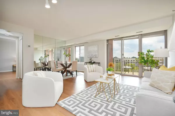 5800 NICHOLSON LN #1-704, North Bethesda, MD 20852