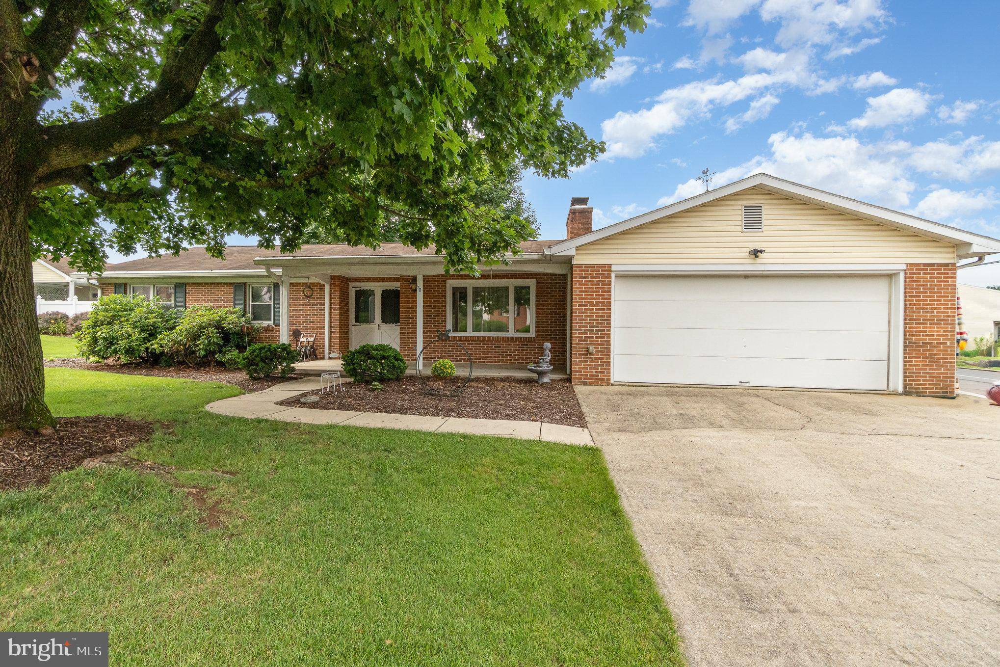 Chambersburg, PA 17201,50 EISENHOWER DR