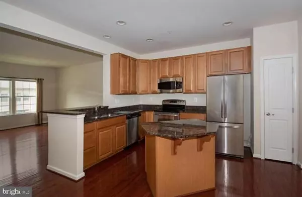 Bel Air, MD 21014,405 SIGNAL CT #33