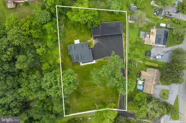 Elizabethtown, PA 17022,105 LAKE RD