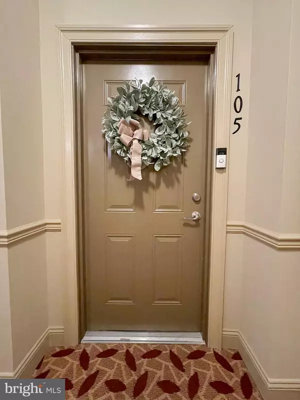 Odenton, MD 21113,8612 WINTERGREEN CT #105