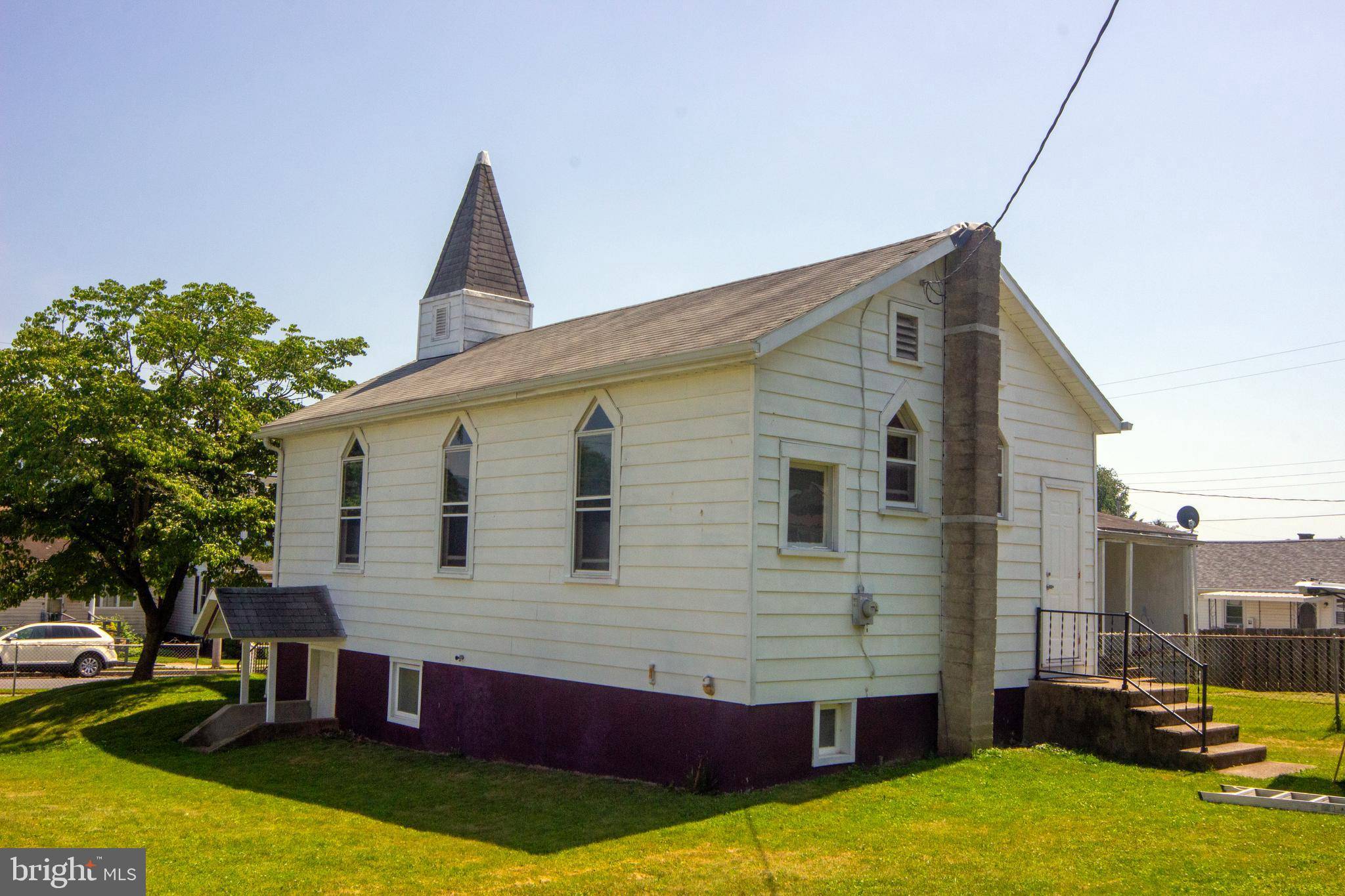 Lewistown, PA 17044,827 W 5TH ST