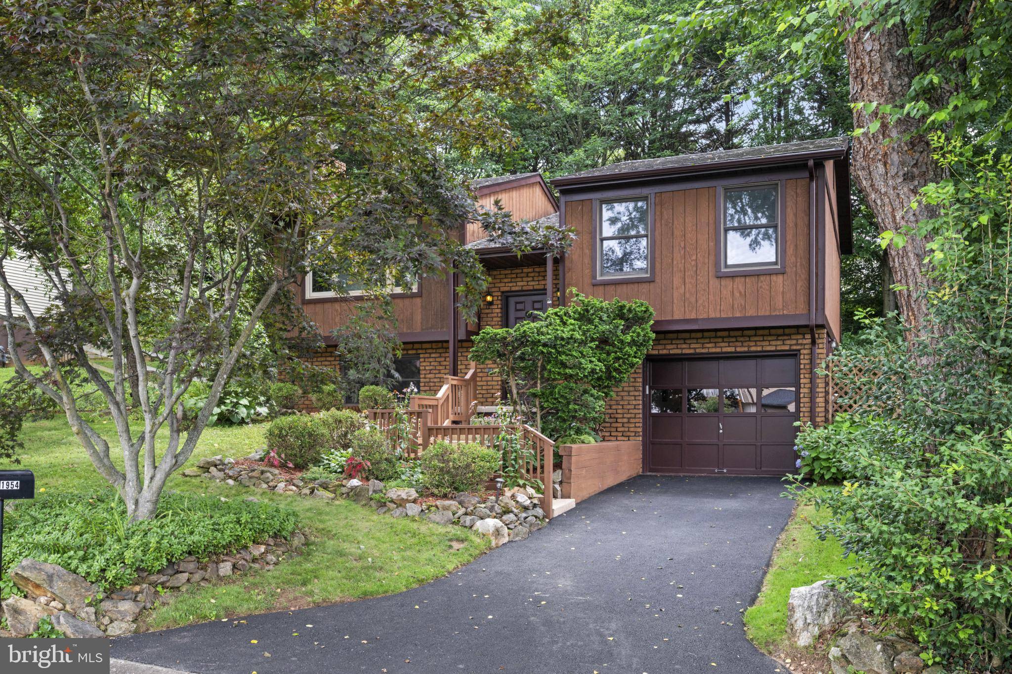 Sykesville, MD 21784,1954 GARDENIA ST