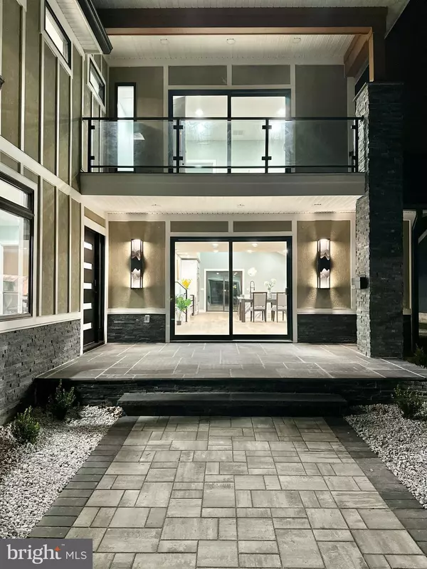 Princeton, NJ 08540,261 MOORE ST