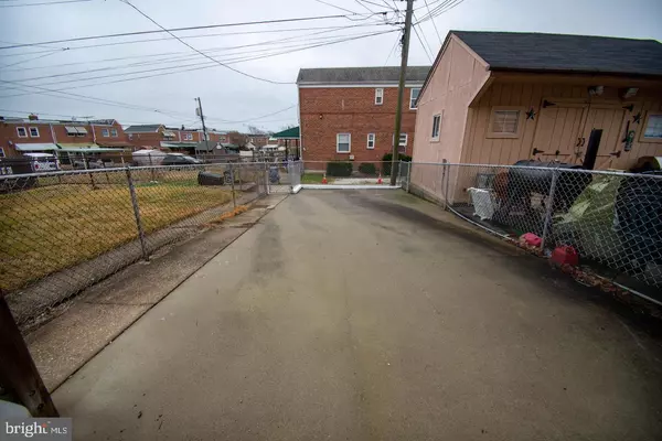 Dundalk, MD 21222,7471 RABON AVE
