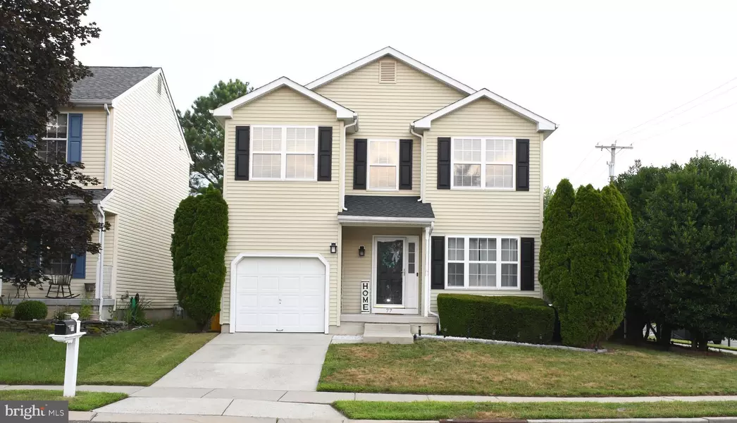 77 OAKTON DR, Atco, NJ 08004