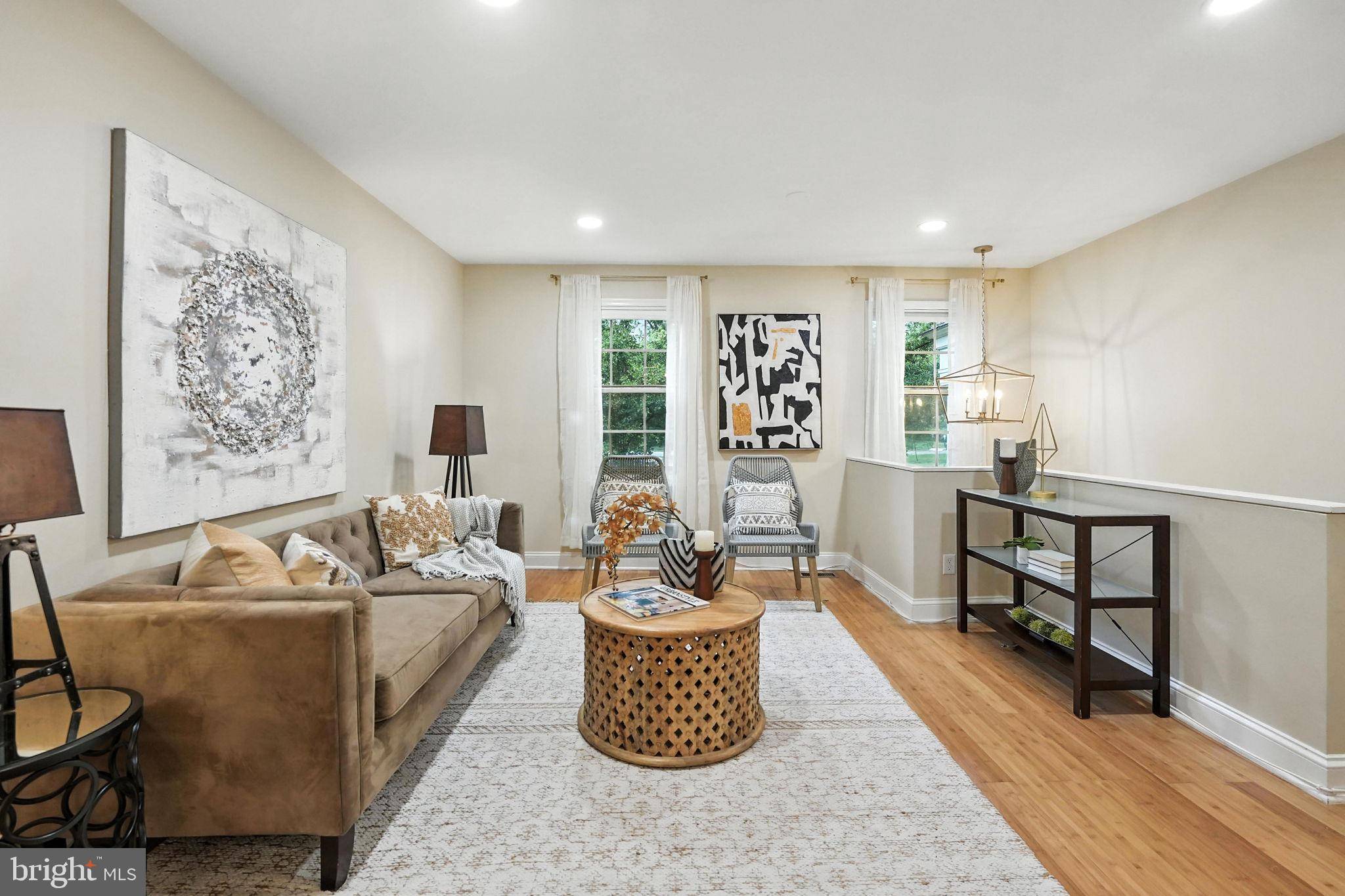Alexandria, VA 22314,1305 E ABINGDON DR #2